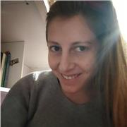 Insegnante di italiano storia e geografia. Laureata magistrale in lettere impartisce ripetizioni e aiuto compiti nonché aiuto a stranieri per imparare bene la lingua italiana